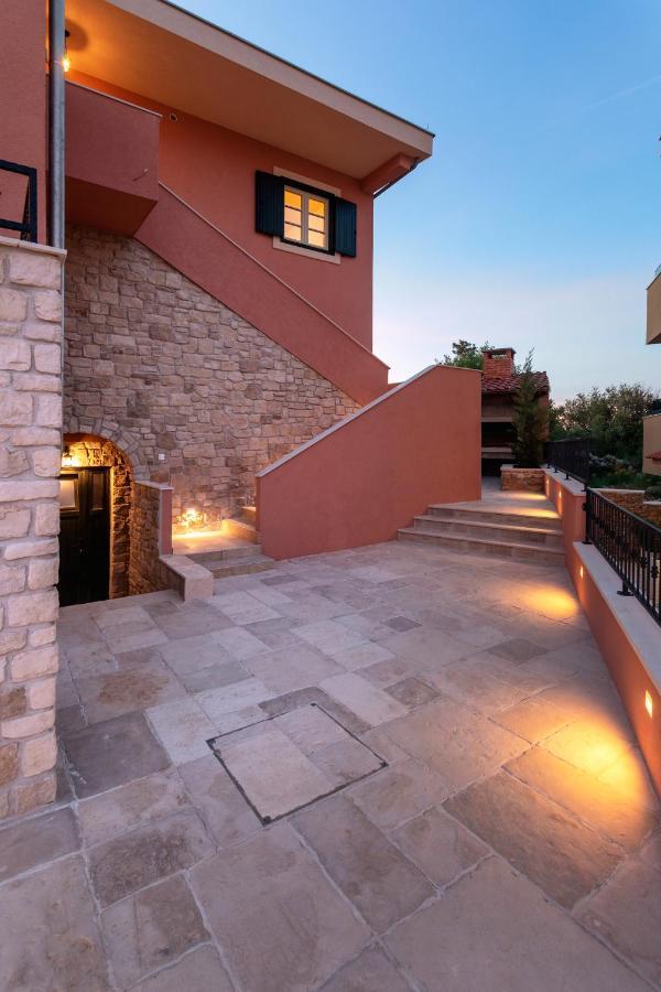 Lovro Luxury Apartment With Jacuzzi And Terrace Sea View Sali Eksteriør bilde