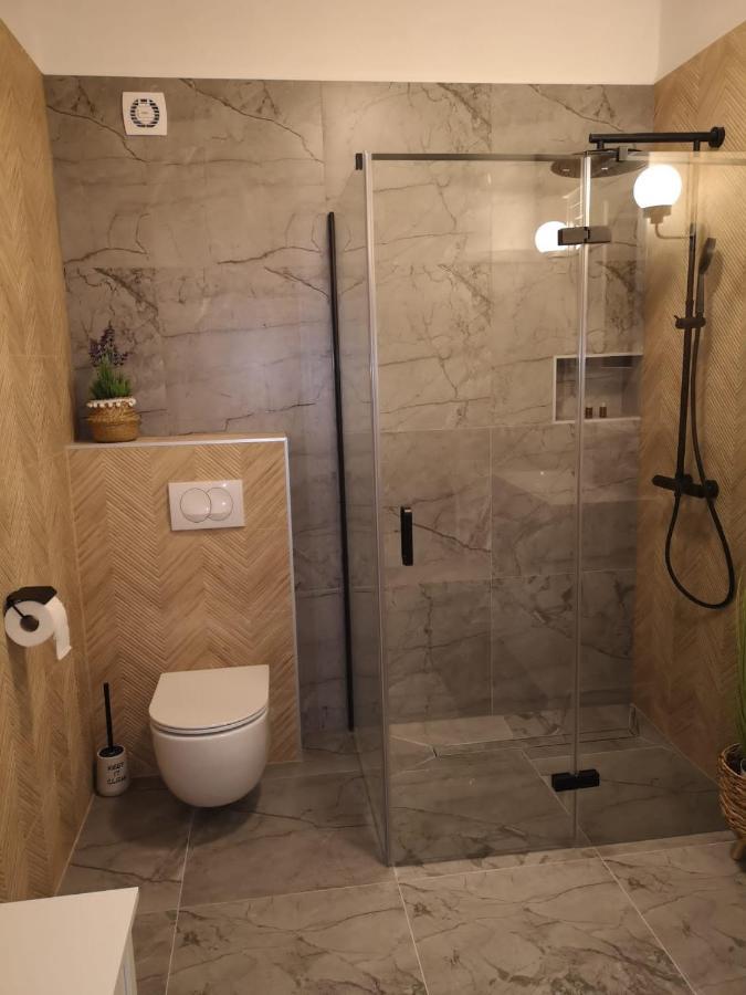 Lovro Luxury Apartment With Jacuzzi And Terrace Sea View Sali Eksteriør bilde